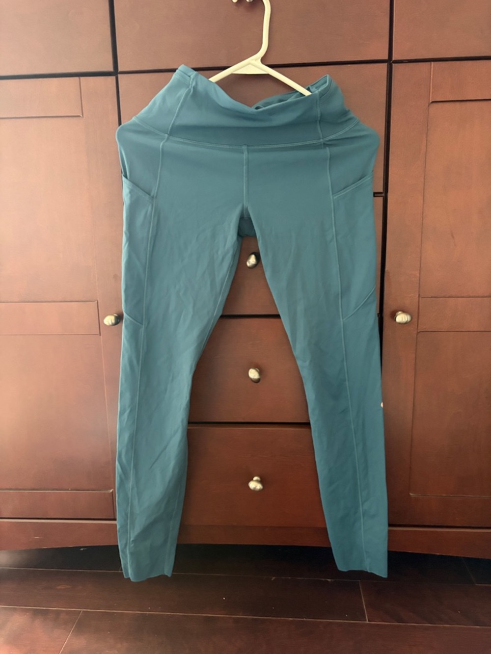 lululemon teal-green workout leggings